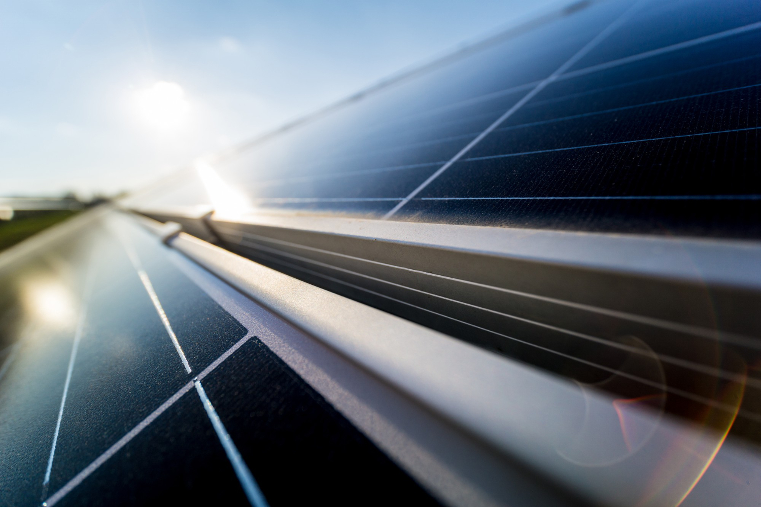 Przegląd instalacji fotowoltaicznej: jak często i&nbsp;dlaczego jest ważny?